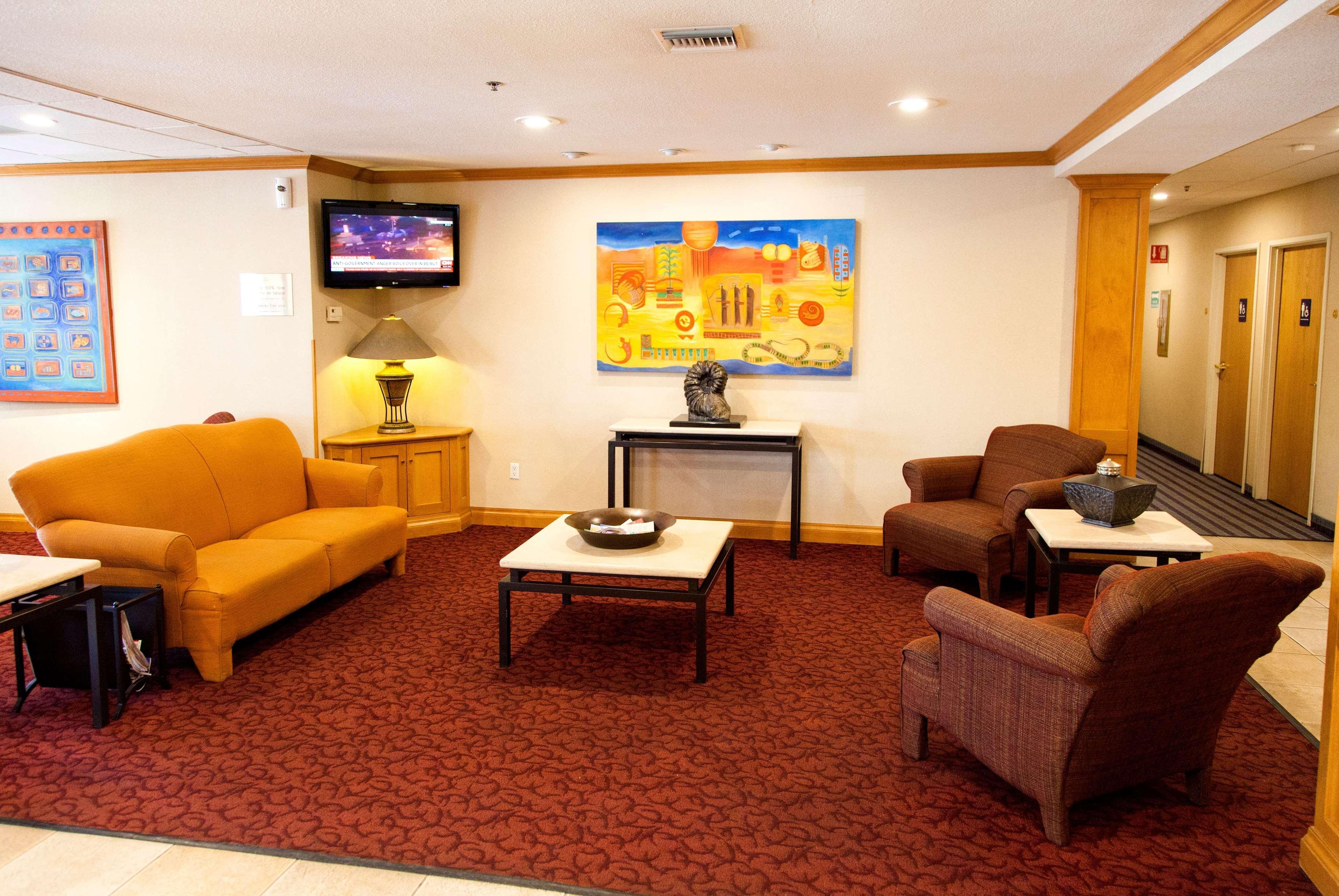 Microtel Inn & Suites By Wyndham Chihuahua Ngoại thất bức ảnh