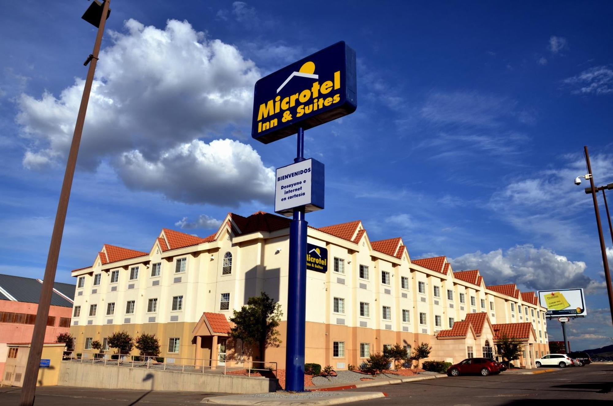 Microtel Inn & Suites By Wyndham Chihuahua Ngoại thất bức ảnh