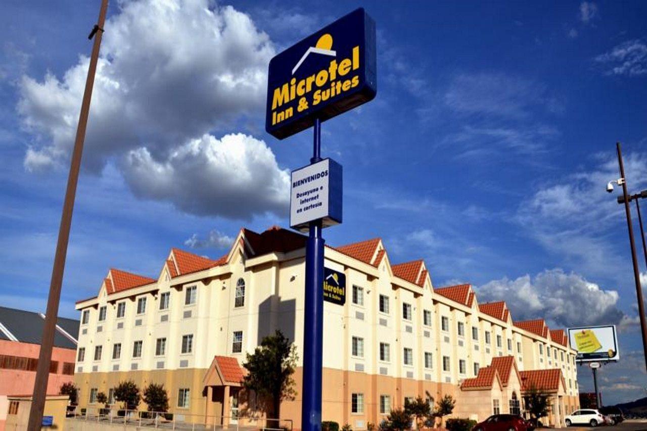 Microtel Inn & Suites By Wyndham Chihuahua Ngoại thất bức ảnh